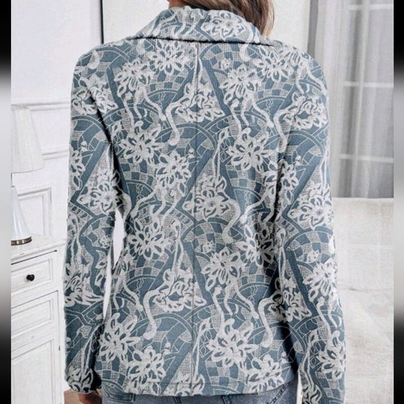 Women Elegant Jacquard Waist Fitted Blazer For Autumn - Picture 2 of 4